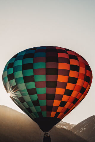 Soaring High: The Colorful Journey of a Hot Air Balloon 🎈✨