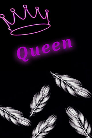 Regal Vibes: The Queen'..
