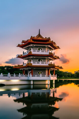 Serenity at Sunset: The Tranquil Monument