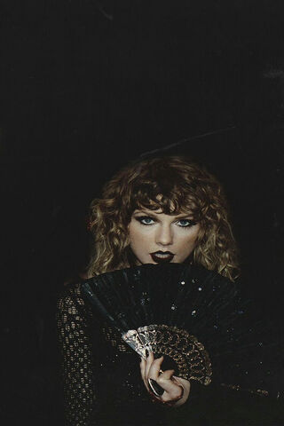 Mystique of Reputation: Taylor Swift Unveiled 🌟