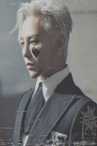 G-Dragon's Dark Elegance: The Black Heart