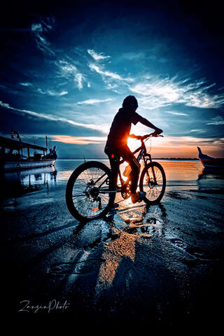 Sunset Serenity: A Journey on Two Wheels 🌅🚴