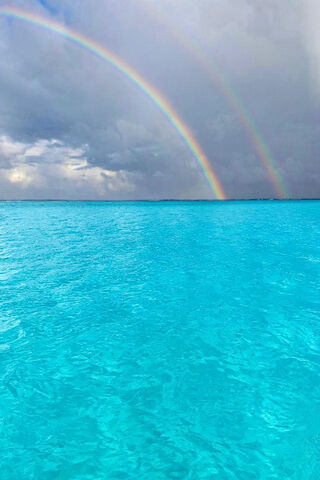 A Splash of Color: The Magic of Rainbow Waters 🌈💧