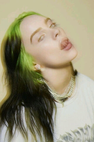 Billie Eilish: A Bold Expression in 4K 🌟