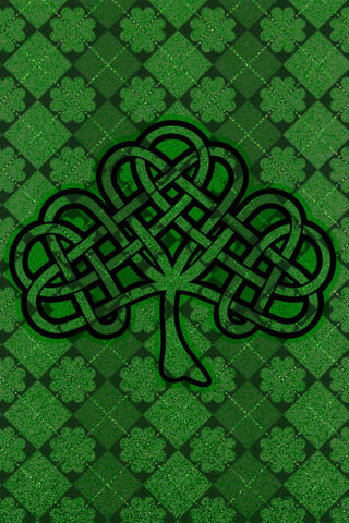 Emerald Embrace: The Celtic Clover Connection 🍀✨