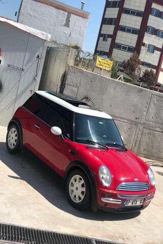 Mini Marvel: The Iconic Mini Cooper 🚗✨