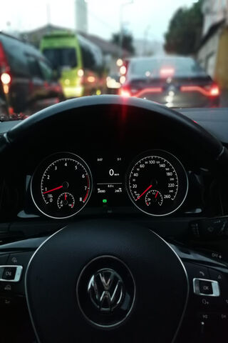 Driving into the Future: Volkswagen's Dashboard Experience 🚗✨