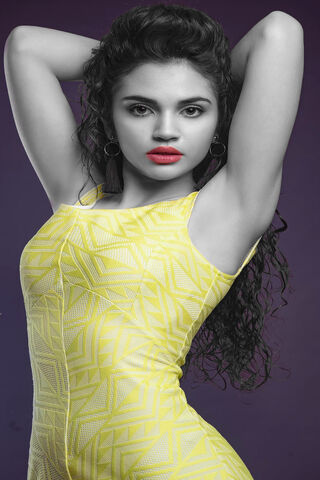 Radiant Elegance: A Touch of Beauty ✨