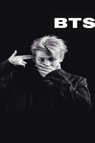 Shades of Emotion: The Essence of K-Pop 🎤✨