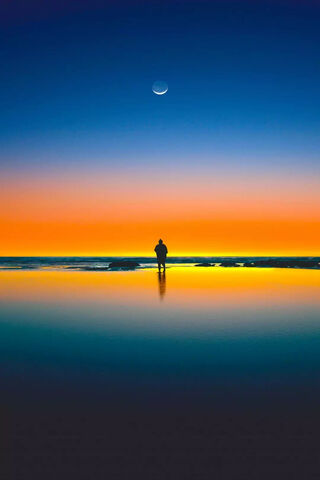 Serenity at Dusk: A Beachside Escape 🌅