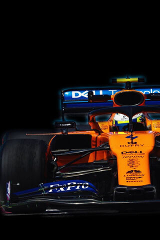 Speed Meets Style: The McLaren MCL34 Black Edition 🏎️✨