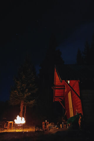 Cozy Campfire Nights 🌌🔥