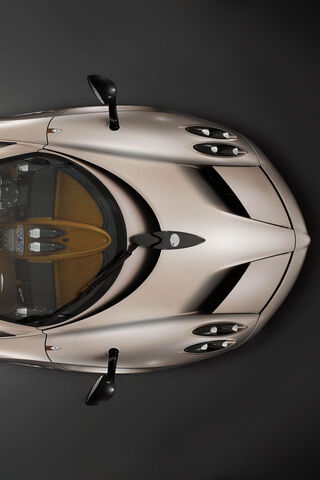 The Art of Speed: Pagani Huayra Unleashed 🚗✨