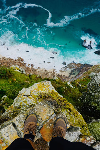 Edge of Reflection 🌊