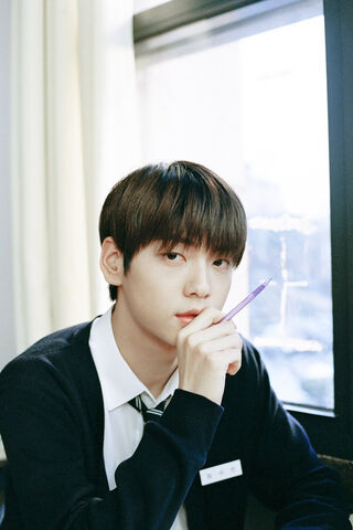 Soobin: The Thoughtful Dreamer 🌟