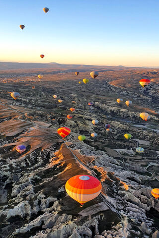 Skyward Dreams: A Balloon Adventure 🎈✨