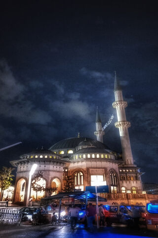 Night Mosque