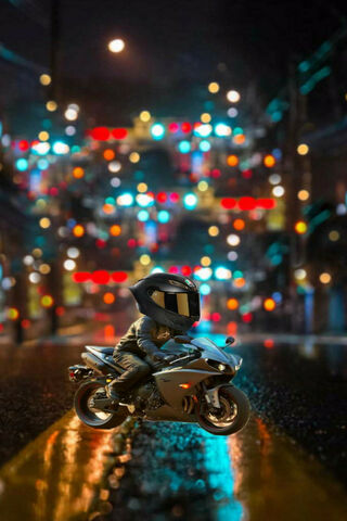 Night Ride: Yamaha R1 Miniature Adventure 🌌🏍️