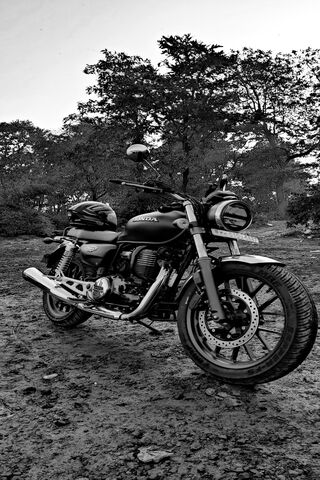 Honda CB BW: The Classic Cruiser
