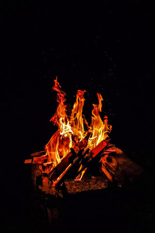 Ates: The Dance of Flames 🔥