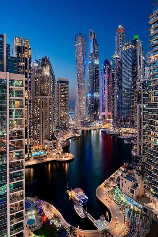 Twilight Serenity in Urban Splendor 🌆✨