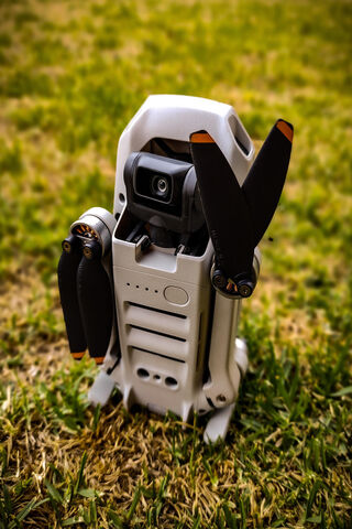 DJI MINI SE: Your Pocket-Sized Aerial Adventure! 🚁✨