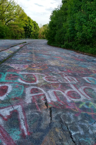 Colorful Pathways of Graffiti Highway 🎨🛣️