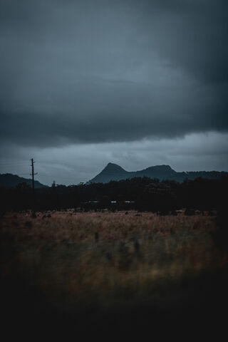 Whispers of the Gloomy Range 🌫️🏞️