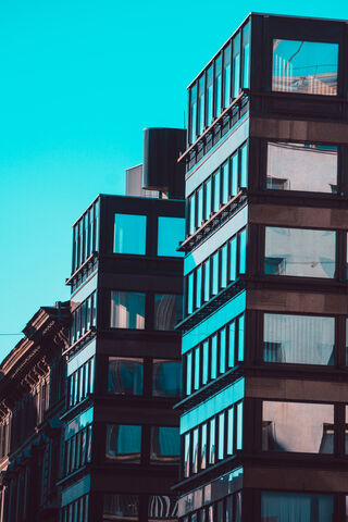 Urban Elegance: The Modern Square