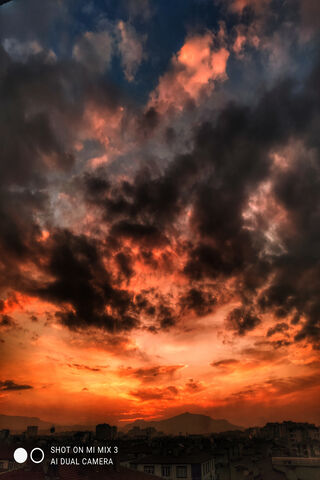 Realme Sunset: Nature's Canvas 🎨🌅