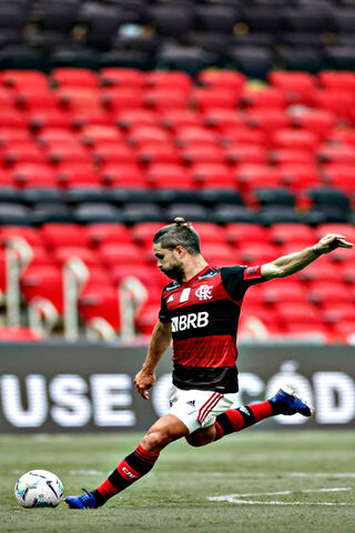 Diego Ribas: The Maestro of the Pitch 🎩⚽