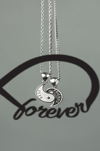 Eternal Bonds: Best Fri..