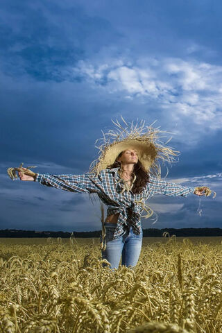 Dancing with the Wind: The Scarecrow Spirit 🌾✨