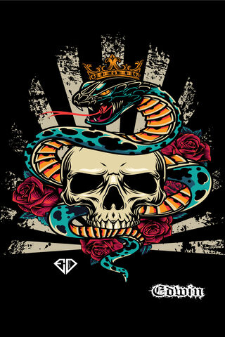 Crowned Serpent: A Dance of Danger and Beauty