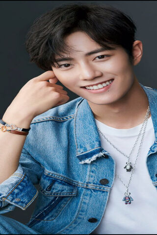 Charming Smiles: The Allure of Xiao Zhan 🌟