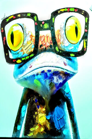 Chic Chameleon: The Stylish Lizard 🦎✨