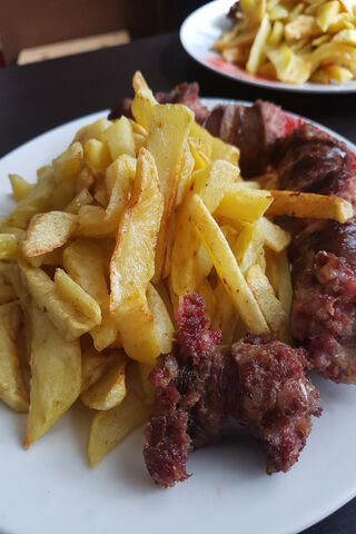 Lion's Feast: A Savory Delight 🦁🍽️