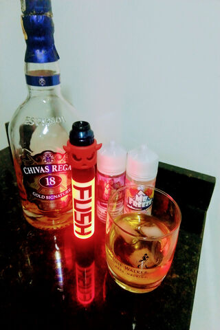 Chill Vibes: Vape & Whiskey Night 🍹💨