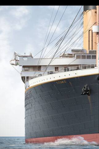 Titanic: The Unsinkable Legend 🚢✨