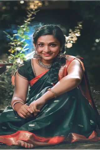 Elegance in Every Fold: The Beauty Saree