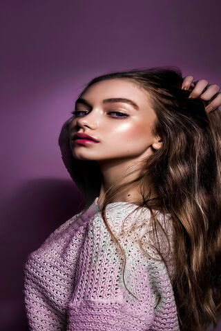 Radiant Elegance: The Lady in Pink 🌸✨