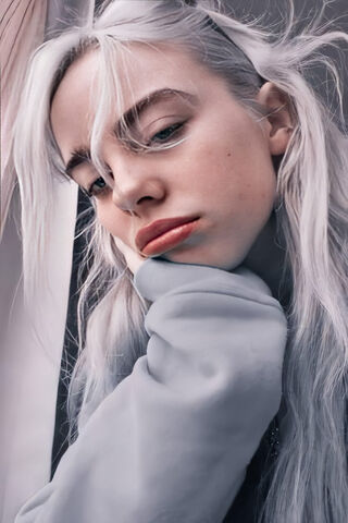 Billie Eilish: A Moment..