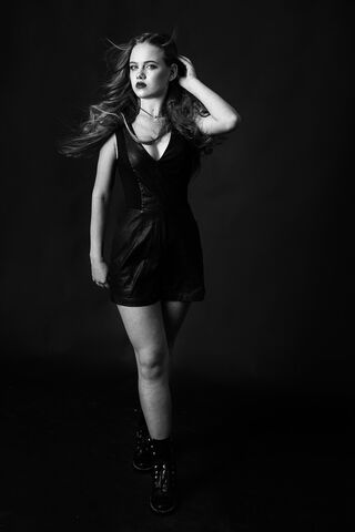 Bold Elegance: A Striking Photoshoot