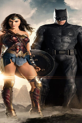 Heroes Unite: Batman and Wonder Woman