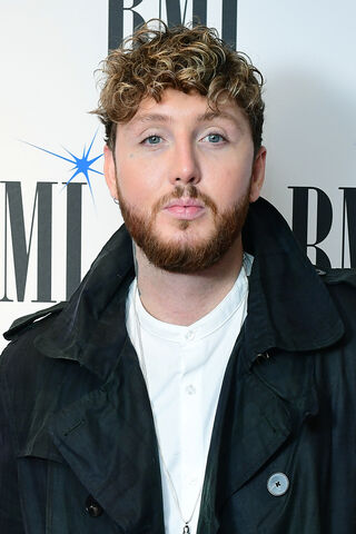 James Arthur: The Voice Behind the Hits 🎤✨