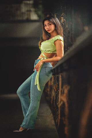 Radiant Elegance: A Modern Muse 🌟