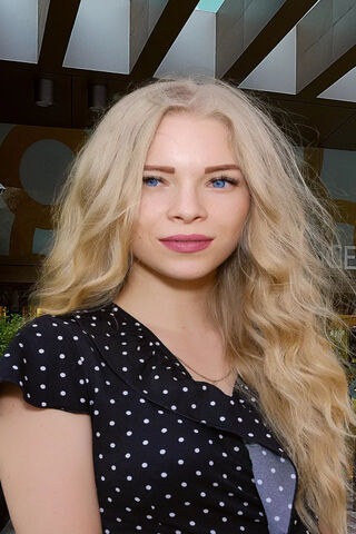 Radiant Elegance 🌟