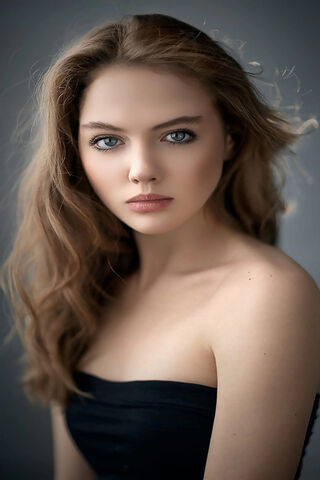 Radiant Elegance: A Portrait of Beauty