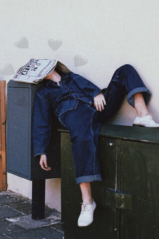 Dreamy Escape: A Moment of Serenity 🌙💤