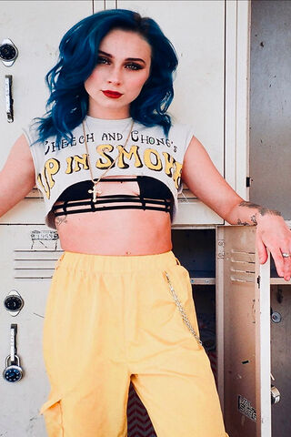 Jaira Burns: A Bold Expression of Style 🎤✨